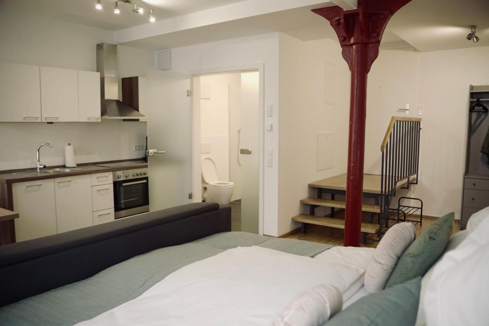 De La Vie Reutlingen - Altstadt Apartment An Stadthalle & Am Marktplatz 外观 照片